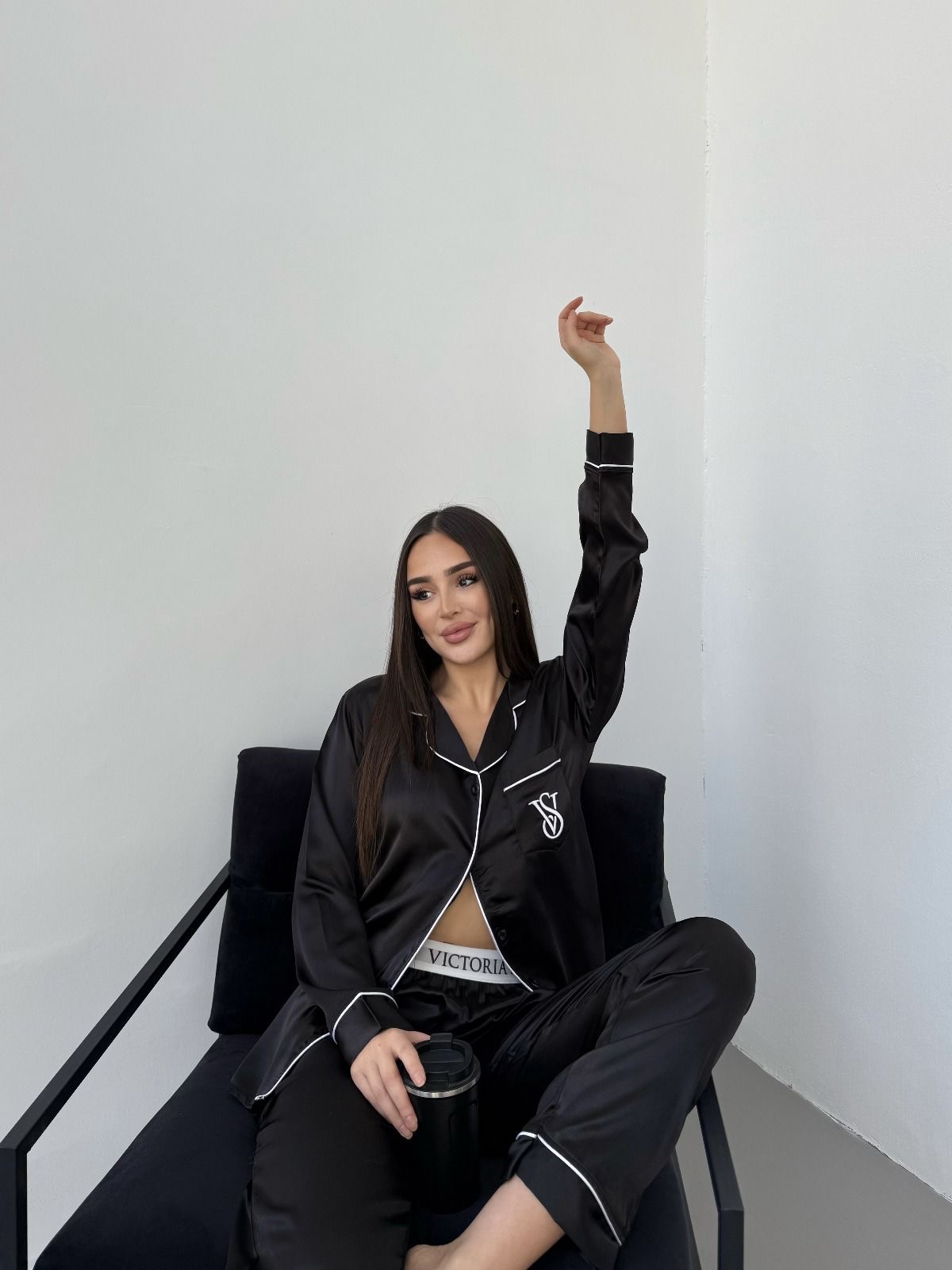 Siyah vs ipek saten nakışlı pijama takımı 